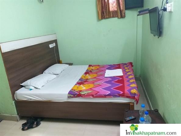 Shyam Inn Lodge Rly New Colony in Visakhapatnam Vizag