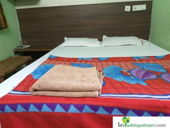 Shyam Inn Lodge Rly New Colony in Visakhapatnam Vizag