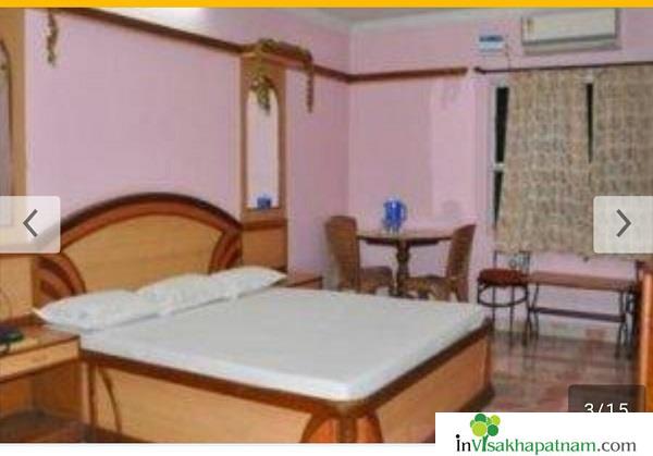 Hotel Vishnu Residency the Lodge surya bagh jagadamba junction vizag visakhapatnam