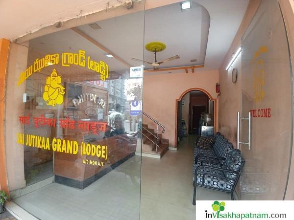 Hotel Sai Jutika Grand bowdararoad hotel guest house lodge vizag