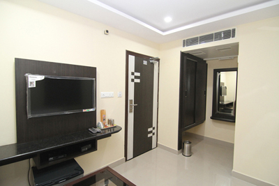 Hotel Kinnera Inn Lodging Staying MVP Colony Near Beach in Visakhapatnam Vizag